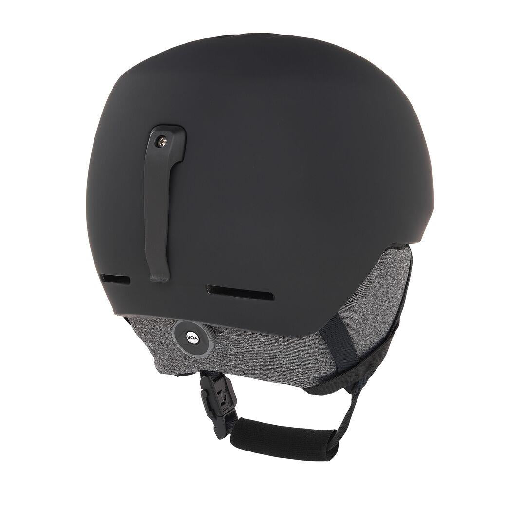 Oakley MOD1 Ski + Snowboard Helmet Blackout