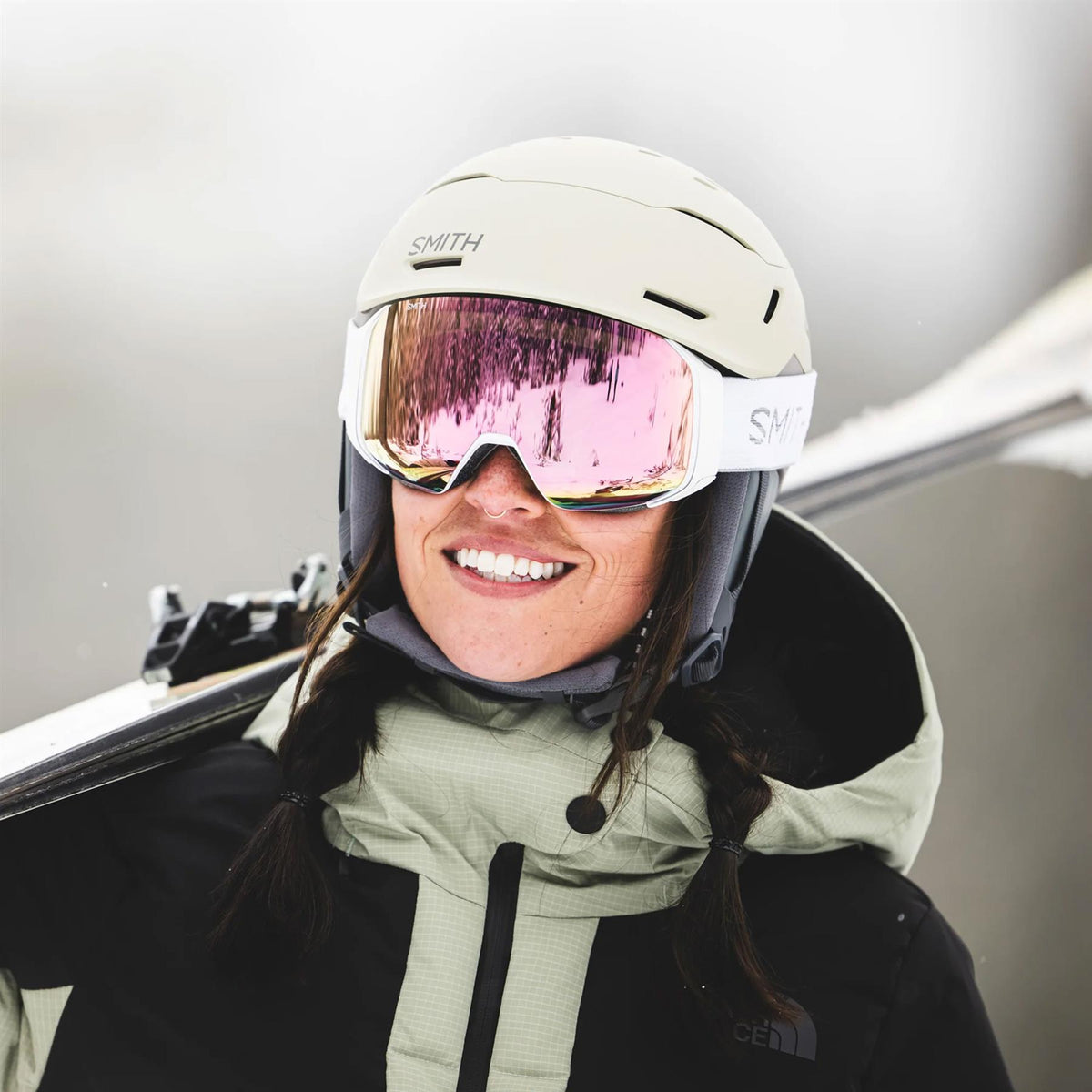 Smith 4D MAG S Goggles White Chunky Knit - Chromapop Everyday Rose Gold Mirror + Spare Lens