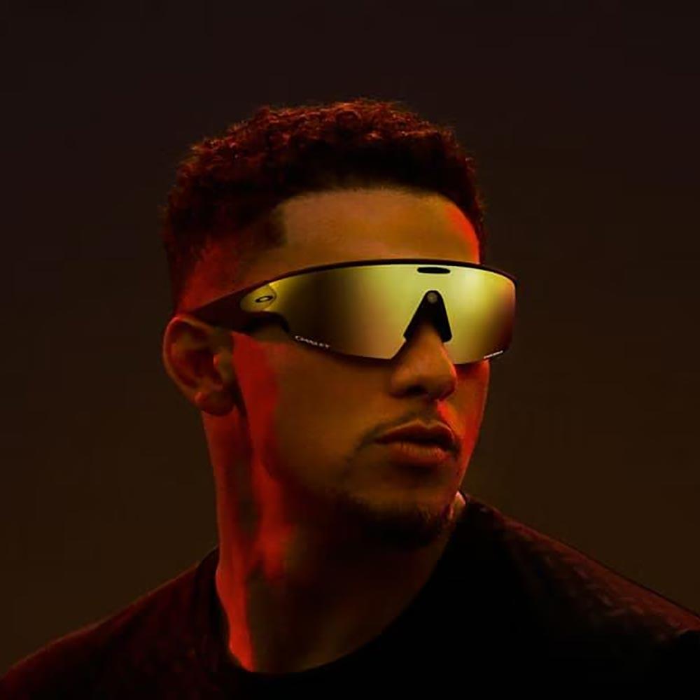 Oakley Meta Vanguard AI Sunglasses Black - Prizm 24K Lenses