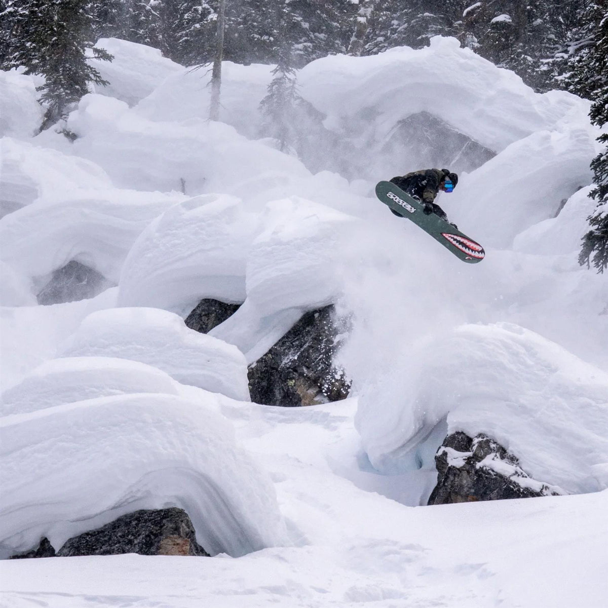 Bataleon Tornado x Beyond Medals Mens Snowboard 2027