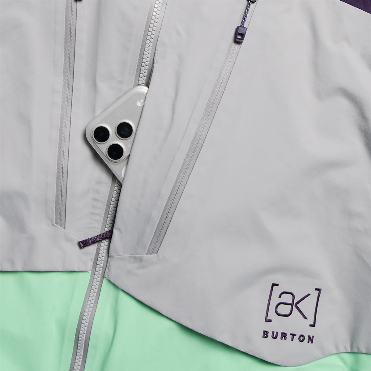 Burton [ak] Swash Insulated GORE-TEX 2L Mens Jacket Nightshade Purple/Apparition Gray/Green
