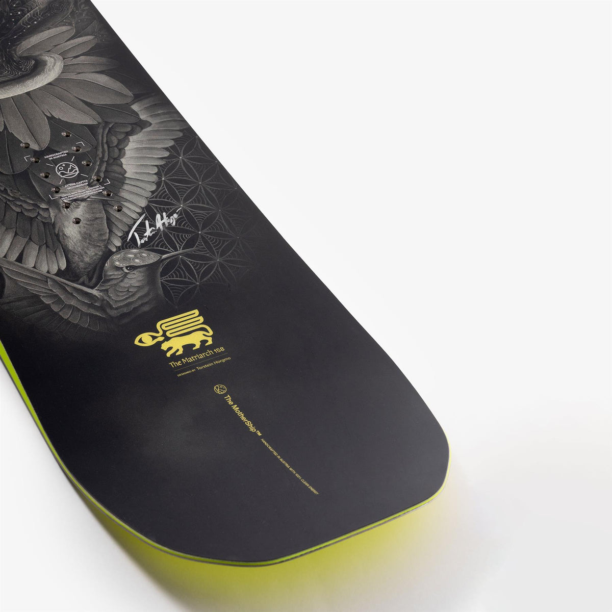 Capita The Matriarch Mens Snowboard 2027