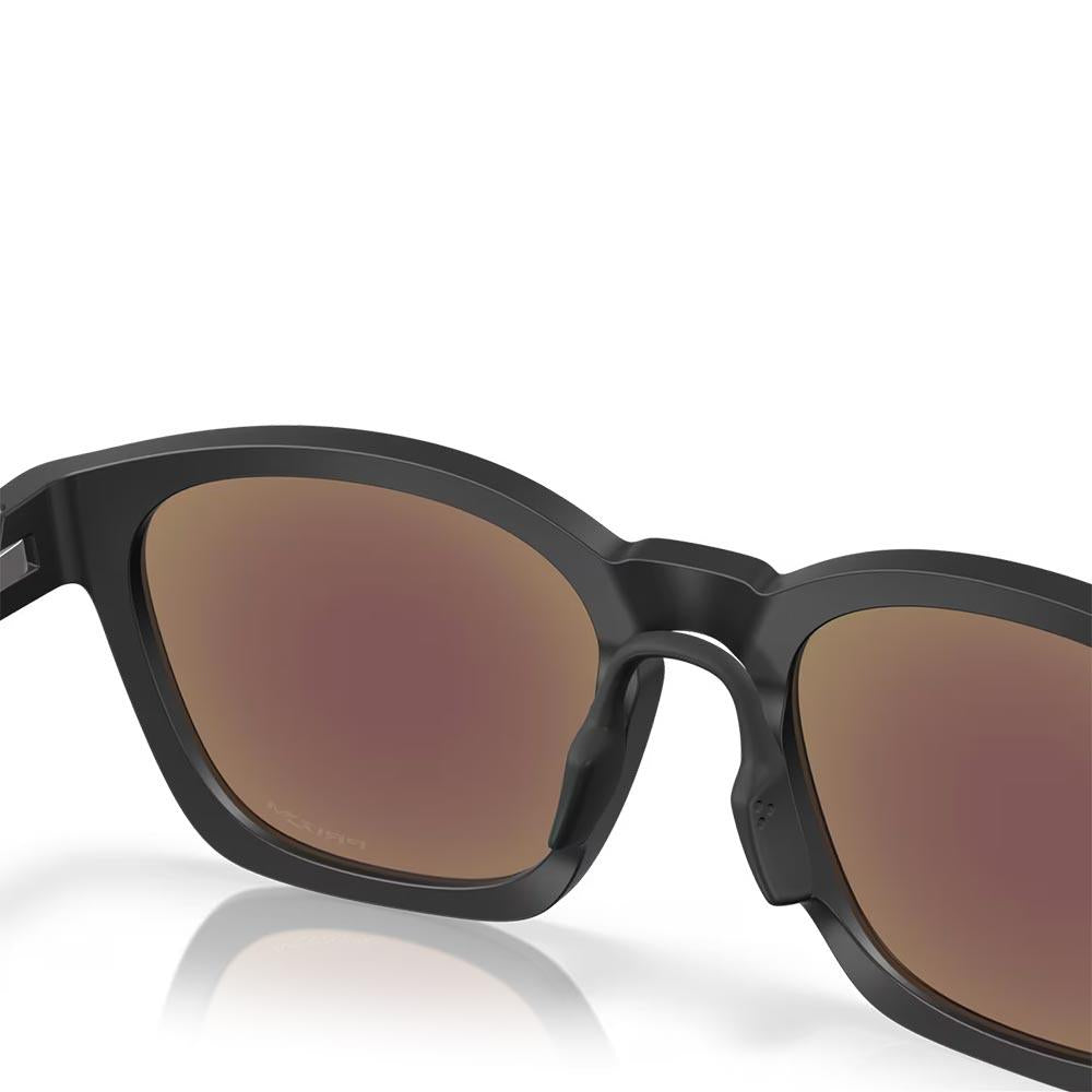 Oakley Shackle Sunglasses Matte Black - Prizm Sapphire Lens