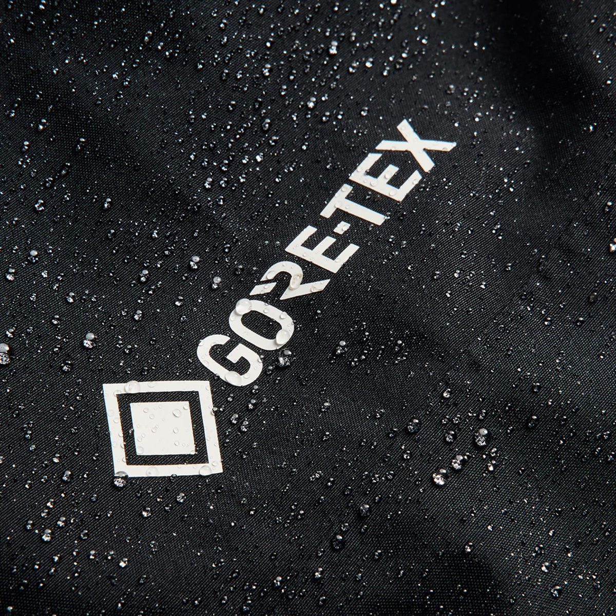 Burton Reserve Insulated GORE-TEX 2L Mens Jacket True Black