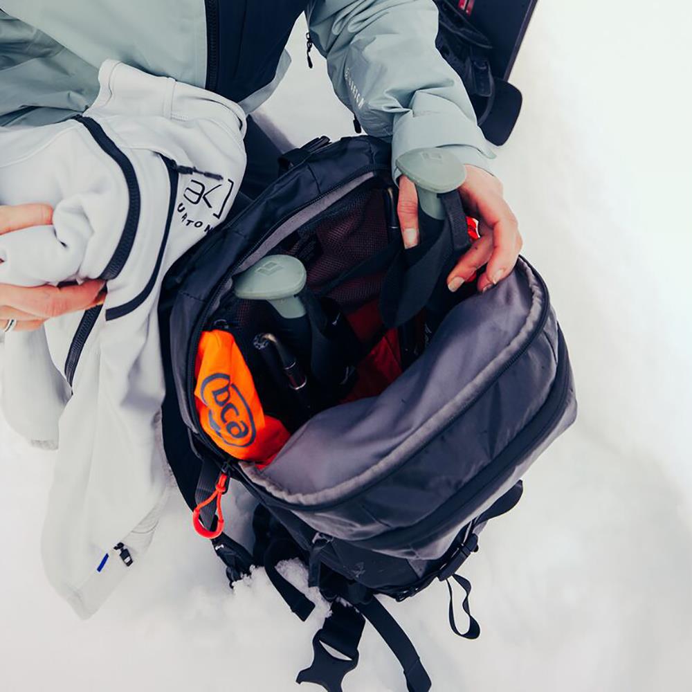 Burton [ak] Dispatcher 18L Backpack True Black